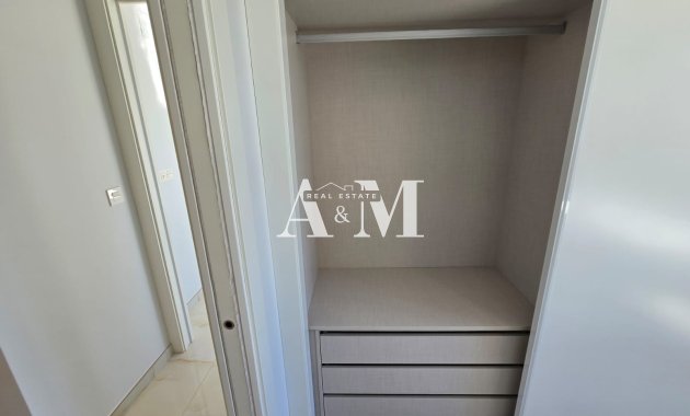 Alquiler a largo plazo - Apartamento / piso - Orihuela Costa - Los Almendros