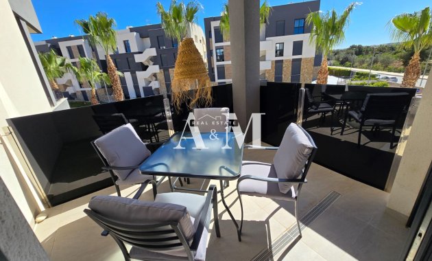 Alquiler a largo plazo - Apartamento / piso - Orihuela Costa - Los Almendros