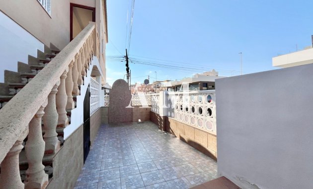 Long Term Rental - Apartment / flat - Torrevieja - Torrelamata - La Mata