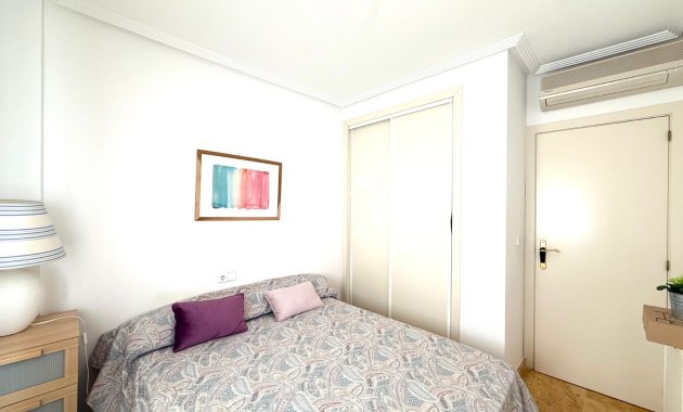 Alquiler a largo plazo - Apartamento / piso - Orihuela Costa - Cabo roig - La Zenia