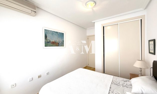 Alquiler a largo plazo - Apartamento / piso - Orihuela Costa - Cabo roig - La Zenia