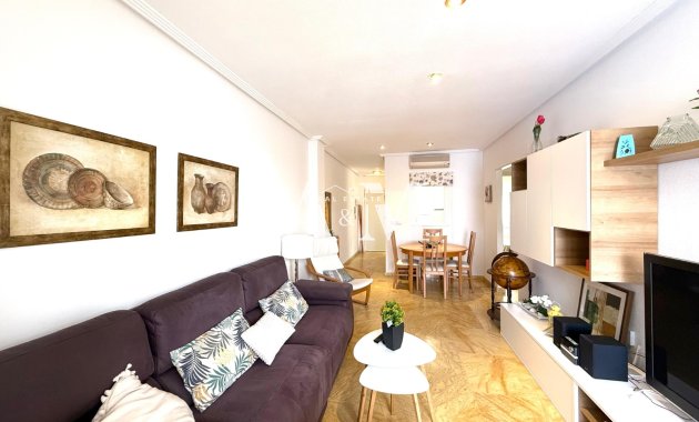 Alquiler a largo plazo - Apartamento / piso - Orihuela Costa - Cabo roig - La Zenia