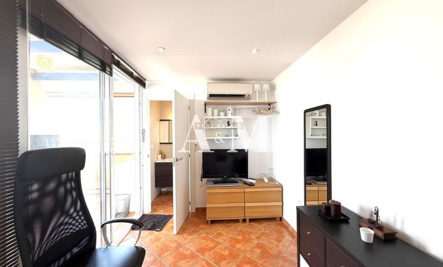 Alquiler a largo plazo - Apartamento / piso - Orihuela Costa - Cabo roig - La Zenia