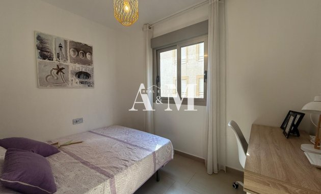 Long Term Rental - Apartment / flat - Torrevieja - Playa de los Locos