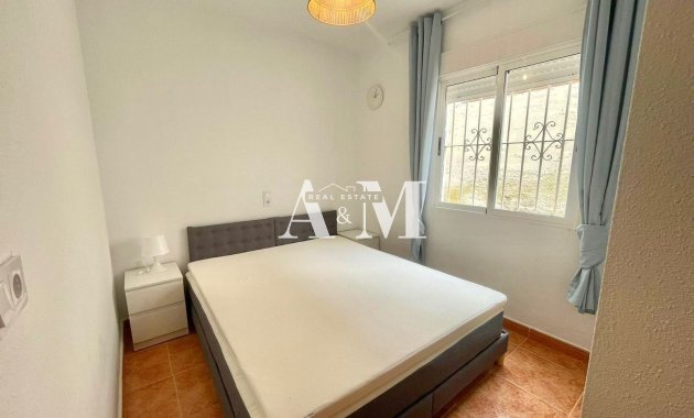 Alquiler a largo plazo - Apartamento / piso - Torrevieja - El Molino