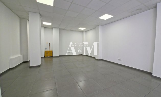 Resale - Commercial - Torrevieja - Centro