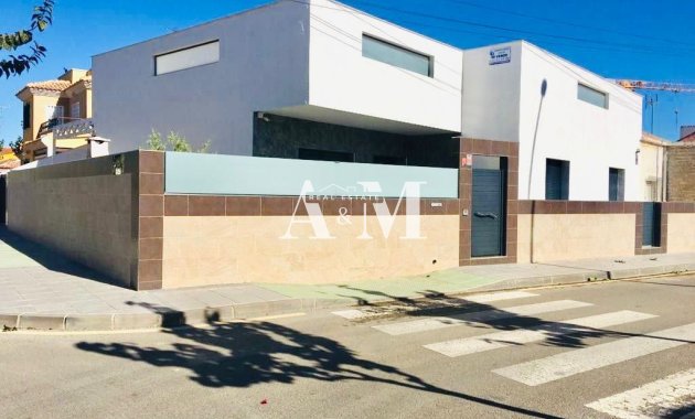 Long Term Rental - Townhouse - Torre de la Horadada - Mil Palmeras