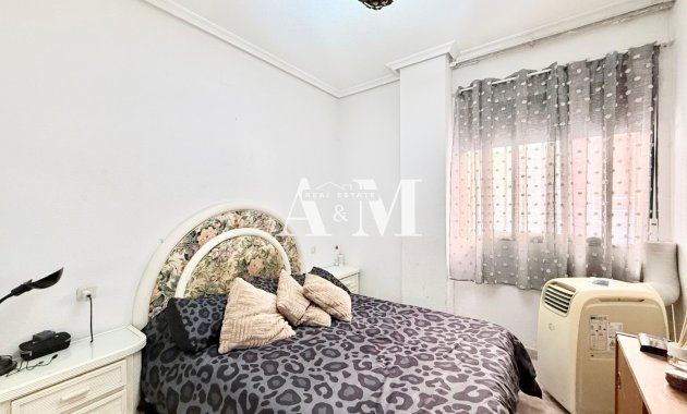 Resale - Apartment / flat - Torrevieja - Playa del Cura