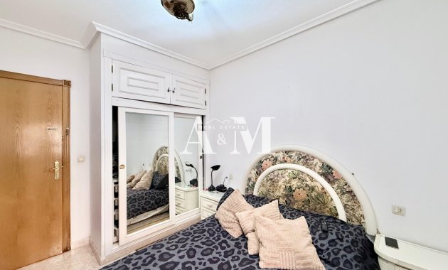 Resale - Apartment / flat - Torrevieja - Playa del Cura