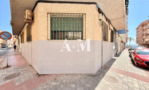 Resale - Apartment / flat - Torrevieja - Playa del Cura