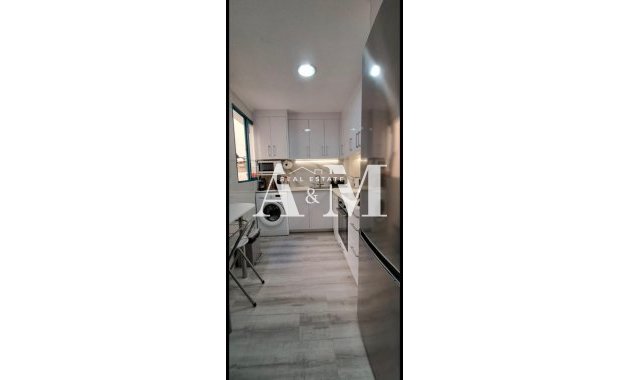 Alquiler a largo plazo - Apartamento / piso - Torrevieja - Playa del Cura