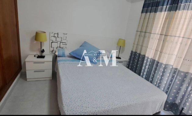 Alquiler a largo plazo - Apartamento / piso - Torrevieja - Playa del Cura