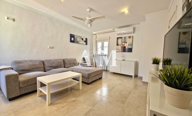 Location à long terme - Appartement - Torrevieja - Centro