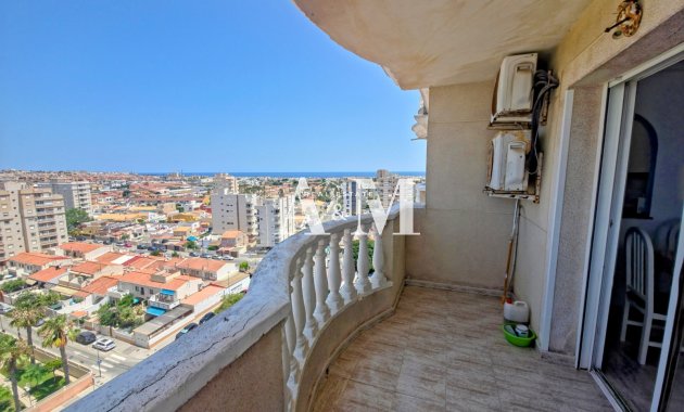 Resale - Apartment / flat - Torrevieja - Los Altos