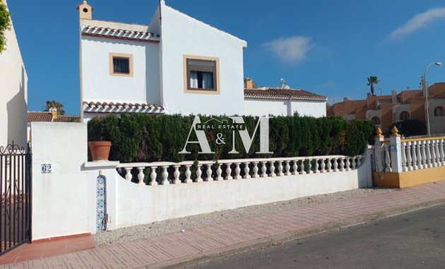 Long Term Rental - Townhouse - Torrevieja - Nueva Torrevieja - Aguas Nuevas
