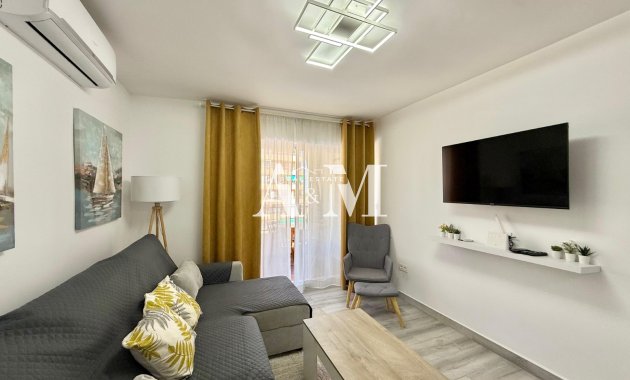 Alquiler a largo plazo - Apartamento / piso - Punta Prima