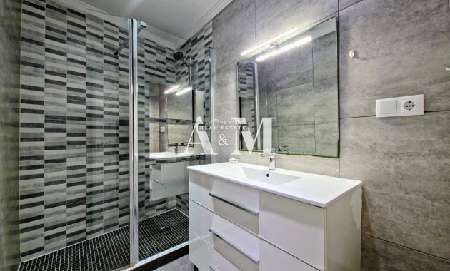 Long Term Rental - Apartment / flat - Torrevieja - Centro