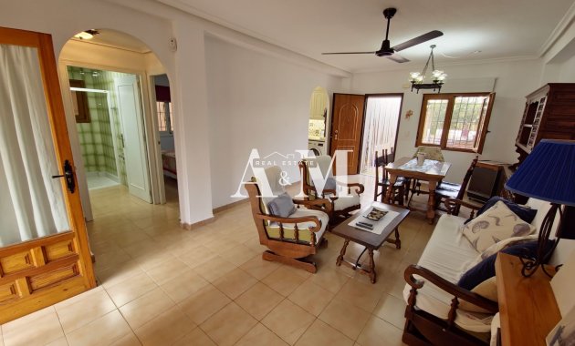 Alquiler a largo plazo - Apartamento / piso - Punta Prima