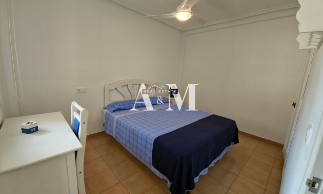 Alquiler a largo plazo - Apartamento / piso - Punta Prima