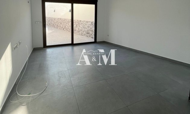 Long Term Rental - Townhouse - Benijofar