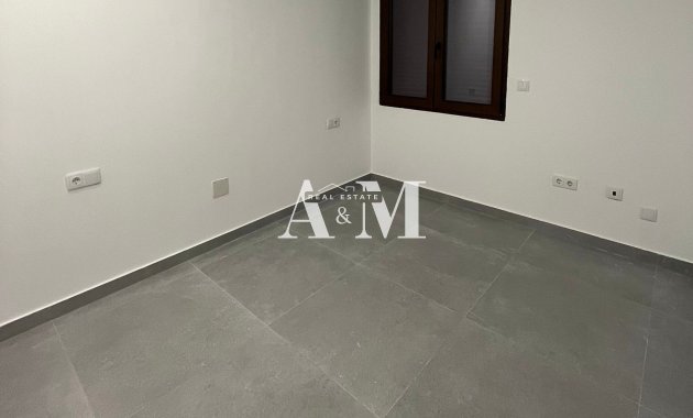 Long Term Rental - Townhouse - Benijofar