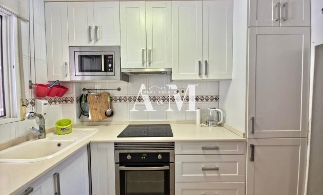 Long Term Rental - Townhouse - Guardamar del Segura - Urbanizaciones