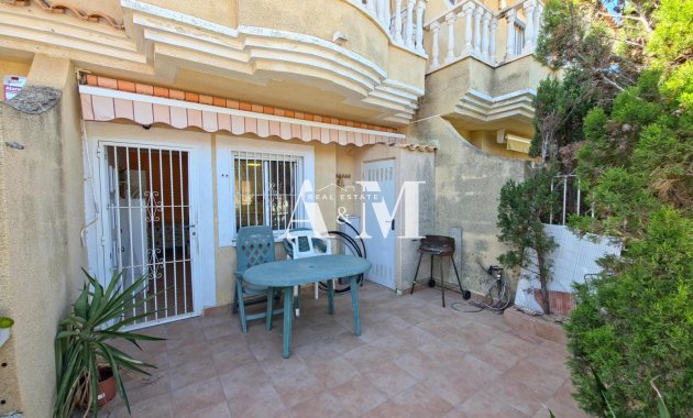 Long Term Rental - Townhouse - Guardamar del Segura - Urbanizaciones