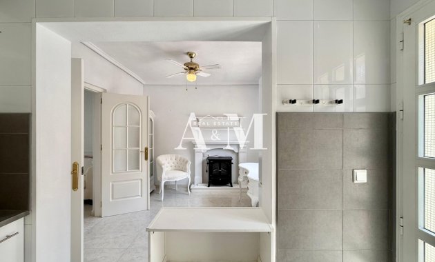 Resale - Townhouse - Benijofar