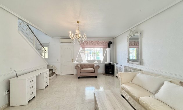 Resale - Townhouse - Benijofar
