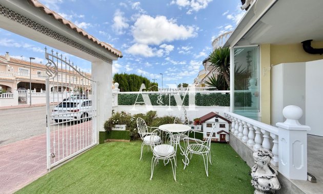Resale - Townhouse - Benijofar