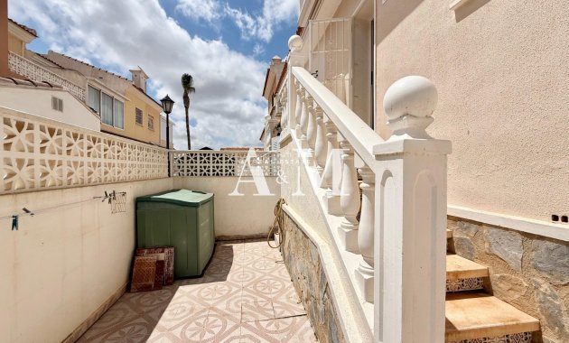 Resale - Townhouse - Benijofar