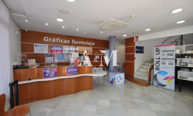 Long Term Rental - Commercial - Torrevieja - Parque de las Naciones