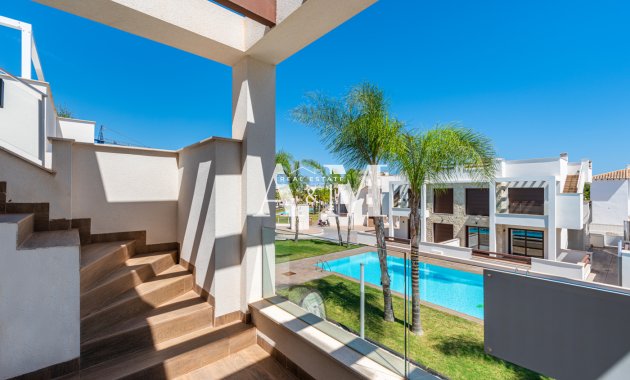 Новое здание - low-bungalow - Torrevieja