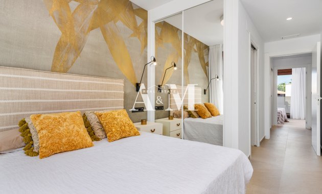 Новое здание - low-bungalow - Torrevieja