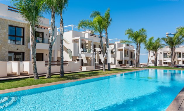 Новое здание - low-bungalow - Torrevieja