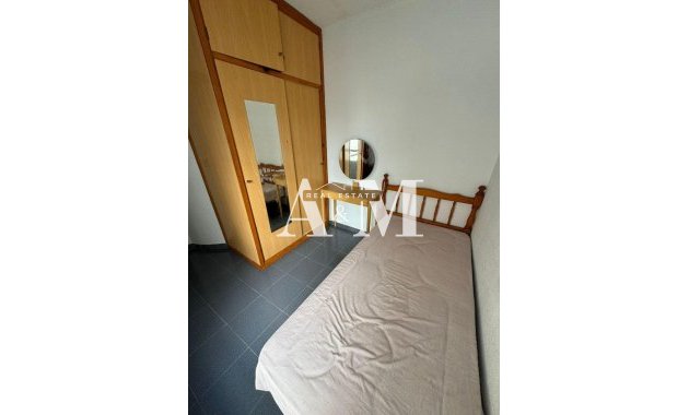 Alquiler a largo plazo - Apartamento / piso - Torrevieja - Centro