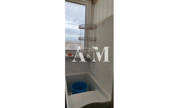 Долгосрочная аренда - Квартира / квартира - Torrevieja - Playa del Cura