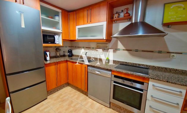 Alquiler a largo plazo - Apartamento / piso - Santa Pola - Puerto