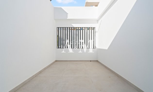 Obra nueva - Villa - Benidorm