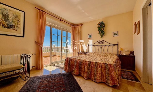 Resale - Chalet - Orihuela Costa - Villamartín