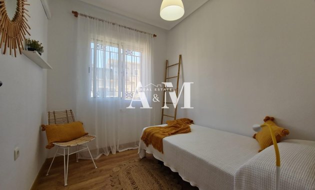 Resale - Townhouse - Orihuela Costa - Playa Flamenca