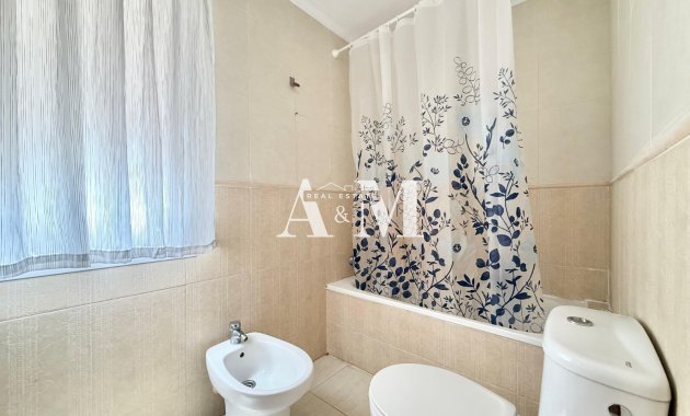 Alquiler a largo plazo - Apartamento / piso - Torrevieja - El Molino