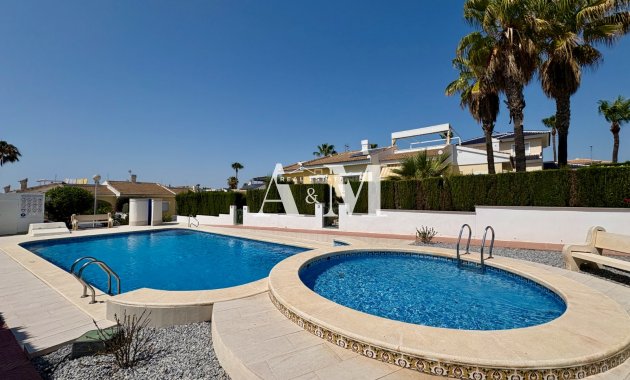 Resale - Chalet - Rojales - Ciudad Quesada