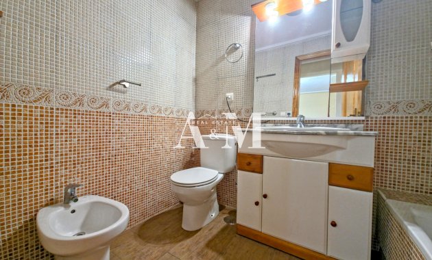 Долгосрочная аренда - Квартира / квартира - Torrevieja - Centro