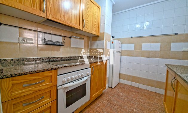 Долгосрочная аренда - Квартира / квартира - Torrevieja - Centro