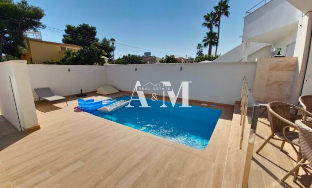 Alquiler a corto plazo - Adosado - Orihuela Costa - Cabo roig - La Zenia