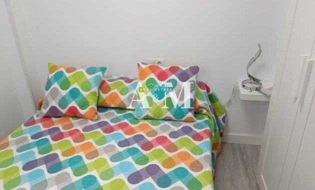 Alquiler a largo plazo - Apartamento / piso - Santa Pola - Puerto