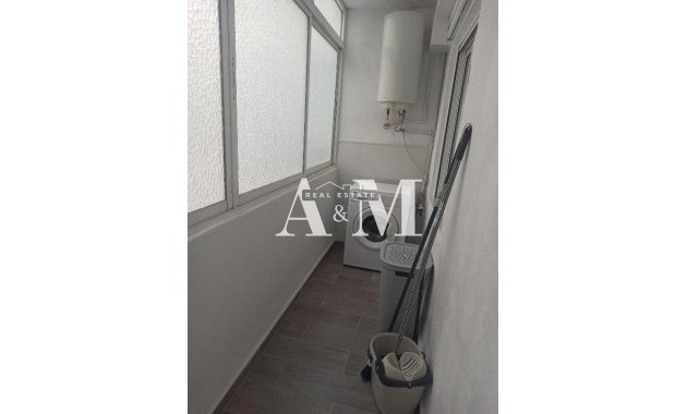Alquiler a largo plazo - Apartamento / piso - Santa Pola - Puerto