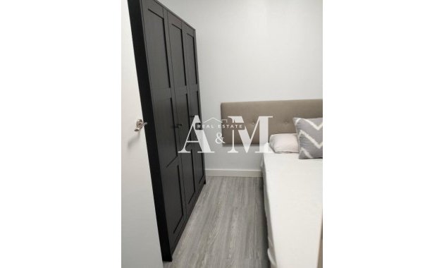Alquiler a largo plazo - Apartamento / piso - Santa Pola - Puerto