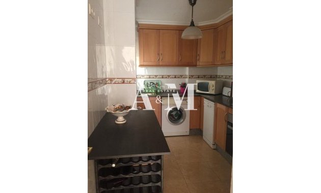 Alquiler a largo plazo - Apartamento / piso - Santa Pola